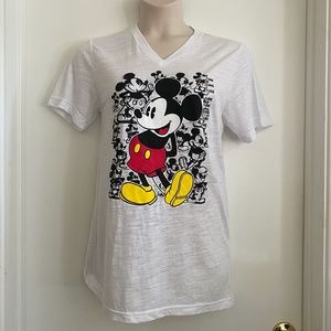 NEW MICKEY MOUSE TEE
